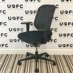 UOFC-Vitra-AM-Mesh-Chair-2
